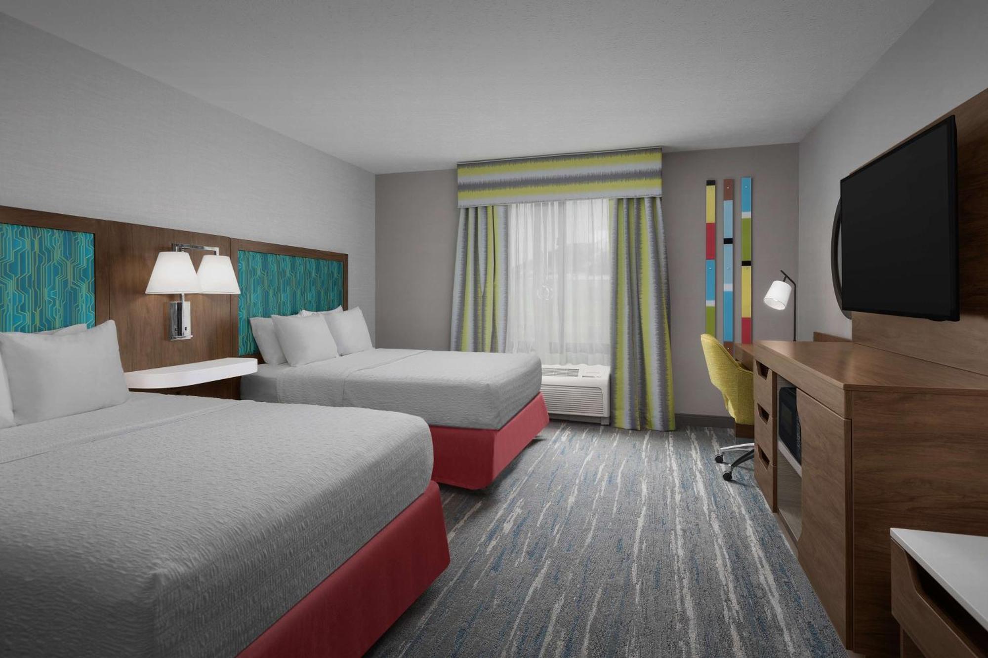 Hampton Inn Waterloo Εξωτερικό φωτογραφία