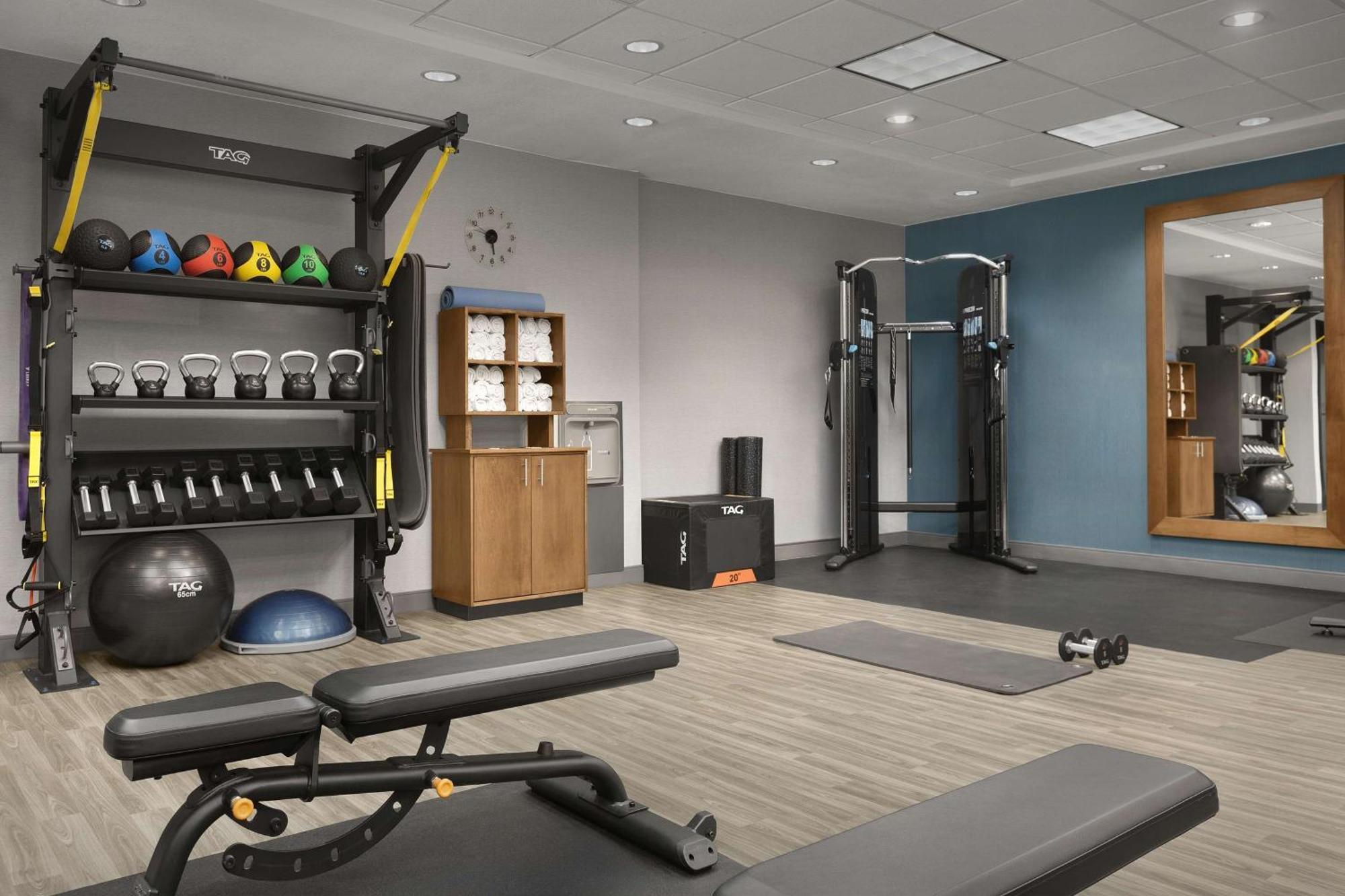 Hampton Inn Waterloo Εξωτερικό φωτογραφία